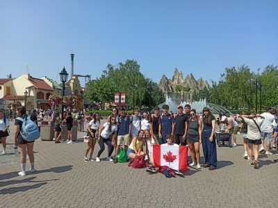 Paseo por High Park y Chinatown, visita Canada’s Wonderland y CN Tower – Toronto ’24